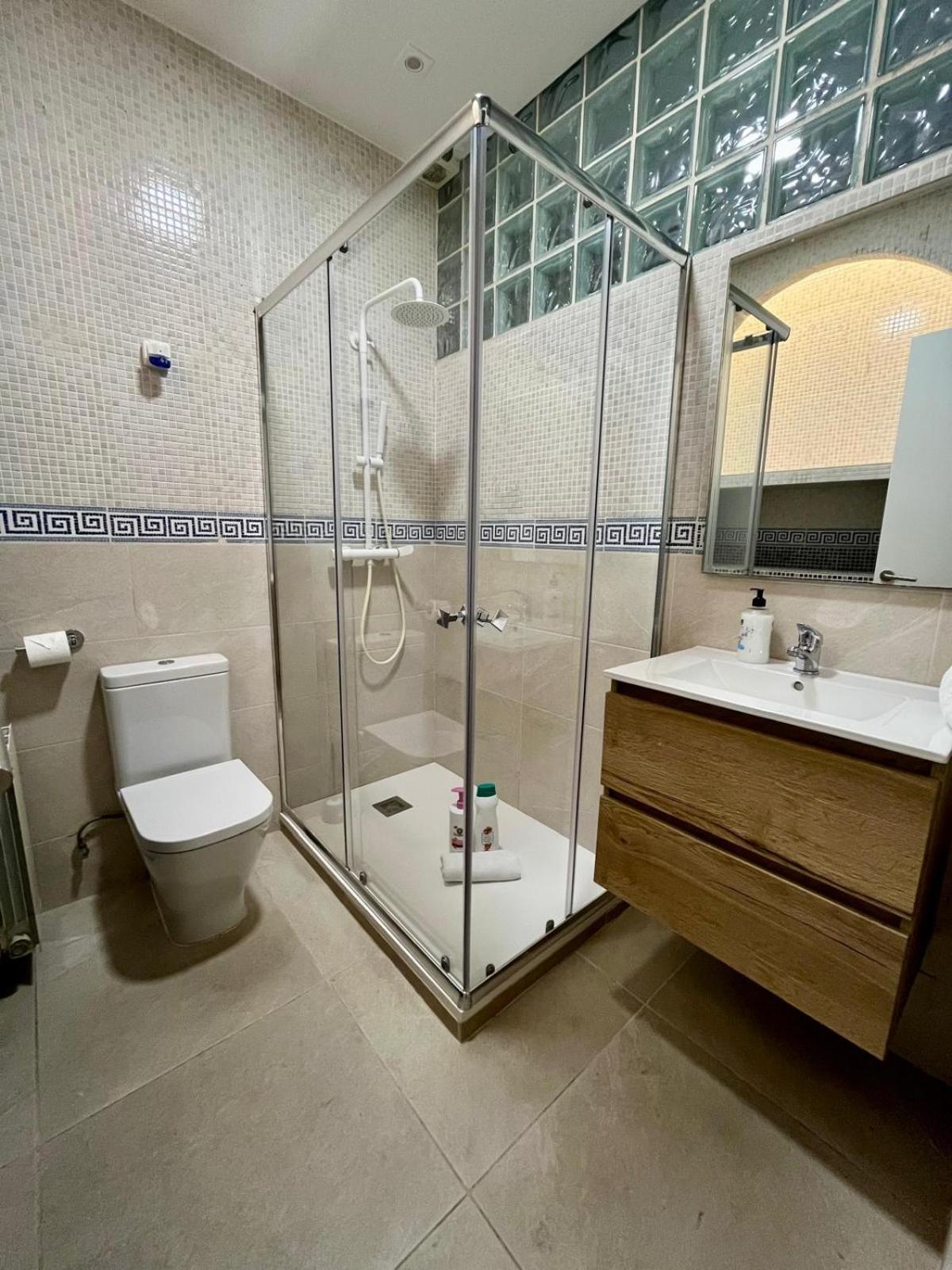 Sagrada Familia Secret Apartment Barcelona Bagian luar foto